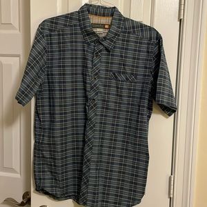 Quiksilver Waterman Collection men’s short sleeve button down. Large